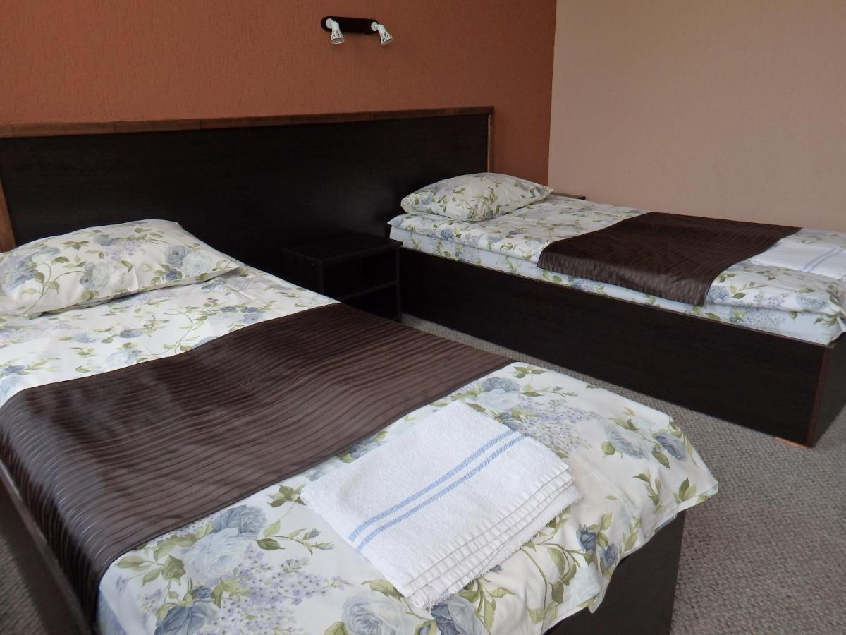 Sveciu Namai- Kazlu Ruda Hotel Стая снимка